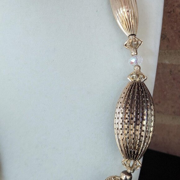 Vintage Gold Filigree Necklace, 1960s Conical Bead Link Chain - Picture 6 of 7